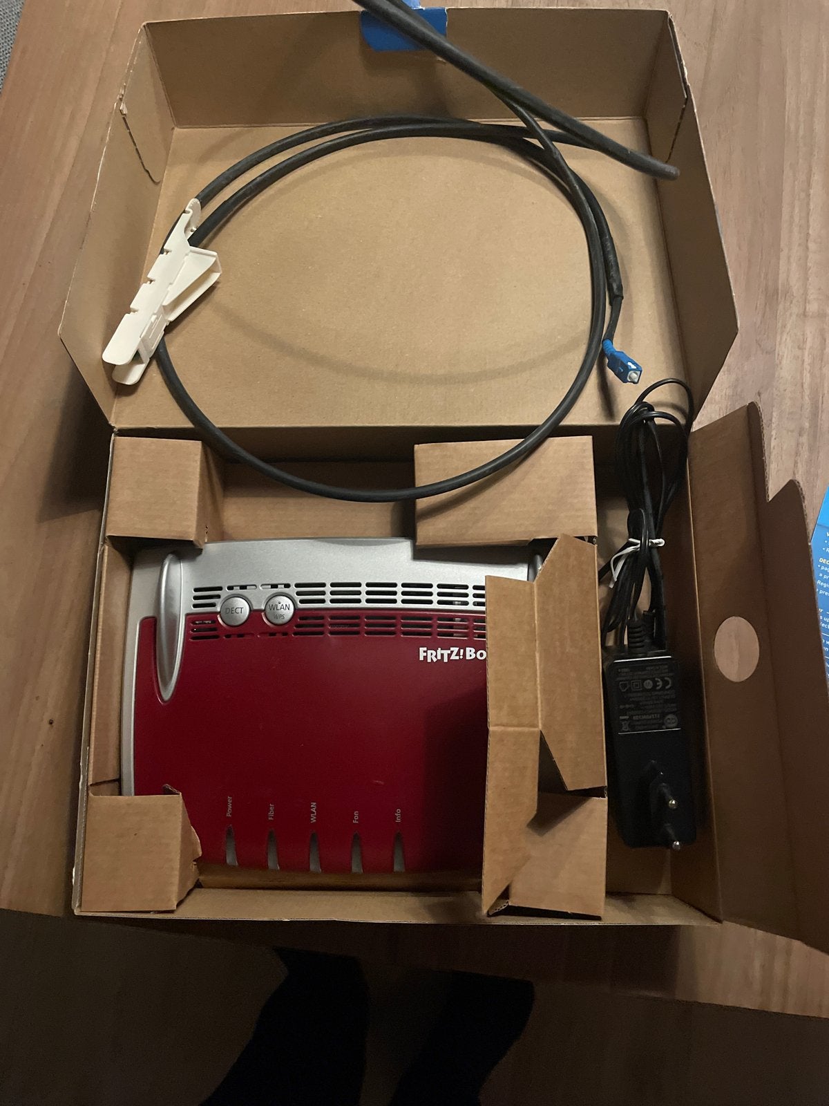 FRITZ! FRITZ!Box 5490 inclusief glasvezelkabel, Ophalen of Verzenden, Gebruikt