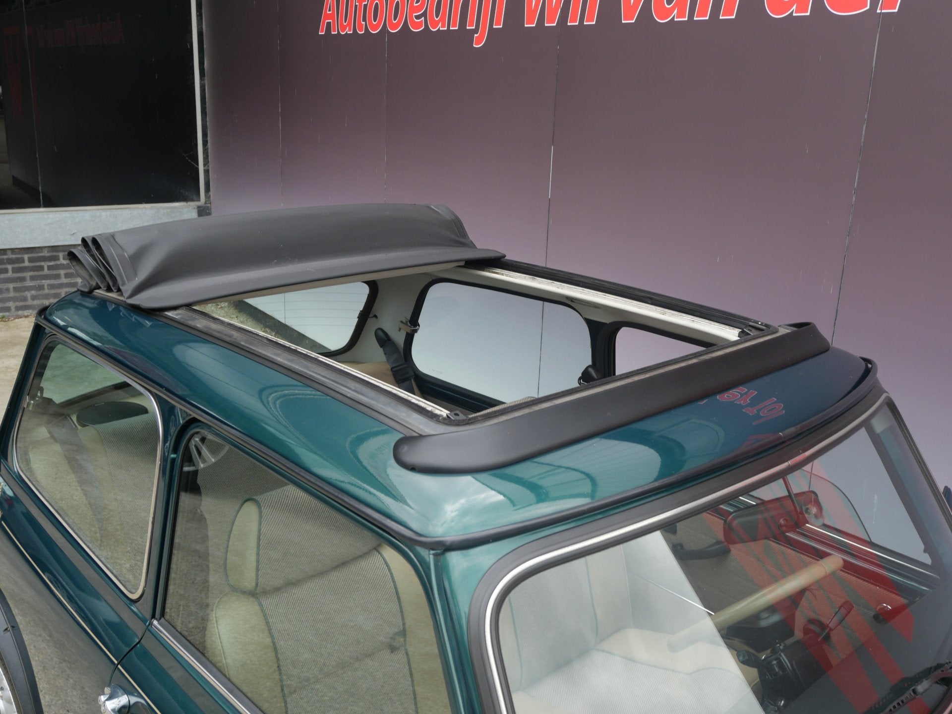 MINI Cooper 1.3 BRITISH OPEN | VOUWDAK | NL-AUTO | NETJES |, Auto's, Oldtimers, Voorwielaandrijving, Stof, 54 pk, Beige