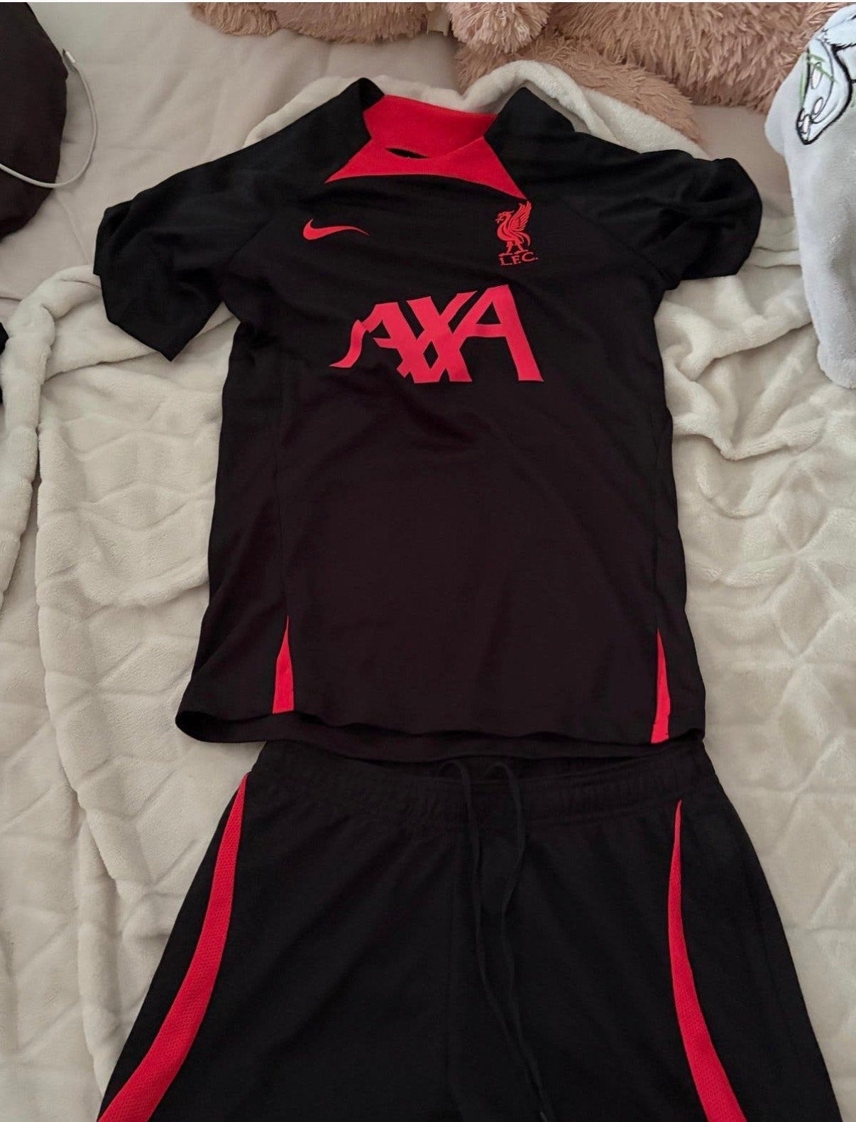 Liverpool trainingspak (shirt en broekje) - Maat XS/S, Zwart, Nieuw, Ophalen of Verzenden, Fitness of Aerobics