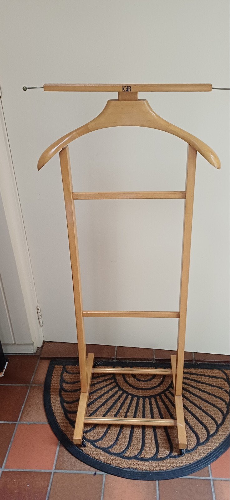 Houten Kledingrek / Valet Stand met Wieltjes, Ophalen, Gebruikt, Hout, Kinderen en Volwassenen