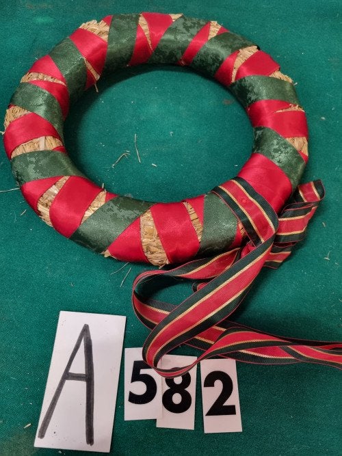krans met rood groen lint [a582], Diversen, Kerst, Ophalen of Verzenden, 'T Olde Gre-j, Info@toldegrej.nl, Endepoelstraat 20f Didam