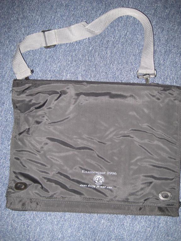 nieuwe zwarte schooltas, 30 tot 40 cm, Rugtas, Zwart, Nieuw