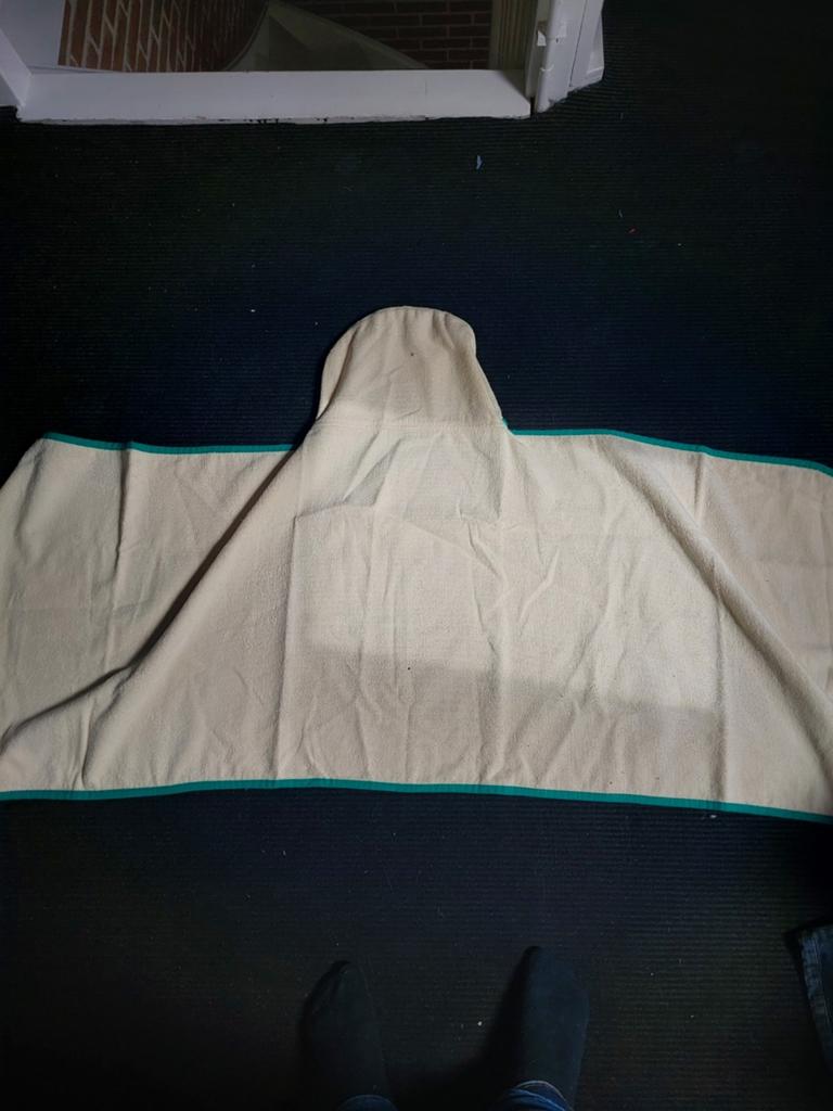 Baby slaapzak/deken met capuchon en schaapjes, Ophalen of Verzenden, Zo goed als nieuw, 100 cm of meer, Deken