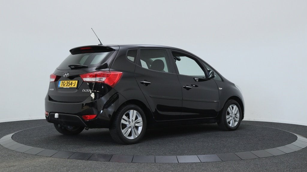 Hyundai ix20 1.6 i-Vision | Automaat | Trekhaak | Stoelverwa, Gebruikt, 4 cilinders, Zwart, Bedrijf
