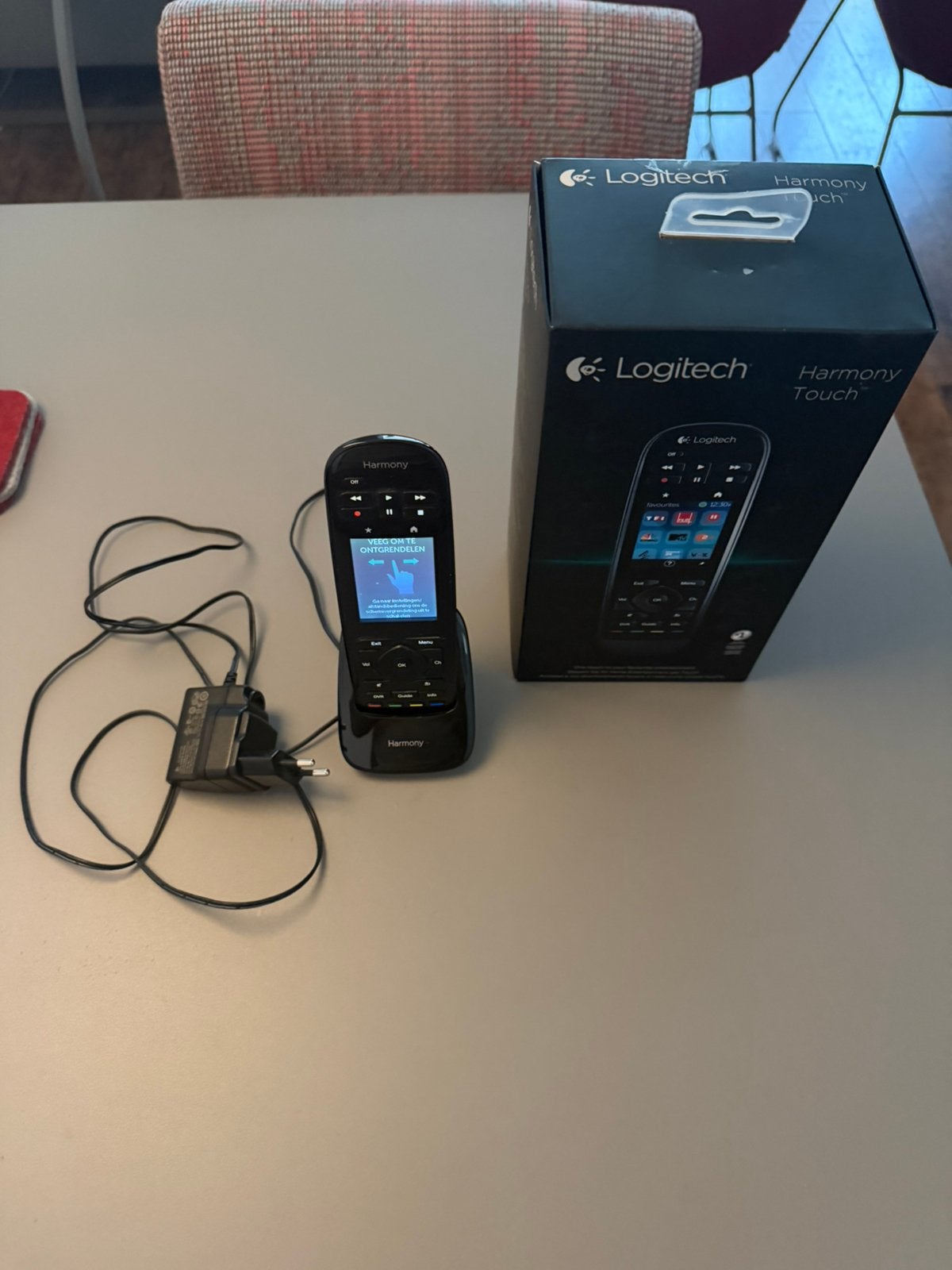 Logitech Harmony Touch, Audio, Tv en Foto, Afstandsbedieningen, Ophalen of Verzenden, Gebruikt, Universeel