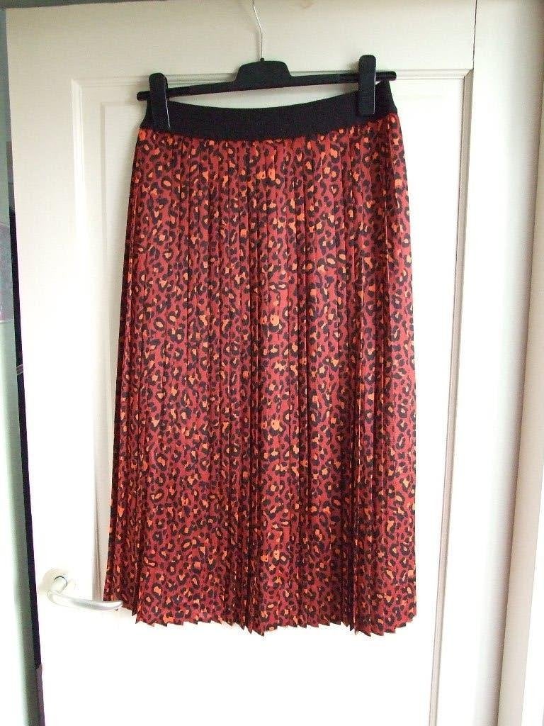 Hugo Boss nieuw plooi rok in tijgerprint maat 40, Kleding | Dames, Maat 38/40 (M), Meerkleurig, Nieuw, Ophalen of Verzenden