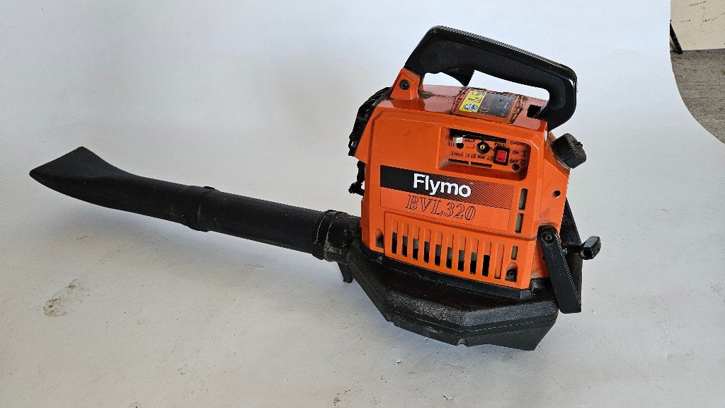 Flymo BVL 320 benzine Bladblazer, Ophalen, Benzine, Gebruikt, Handgedragen