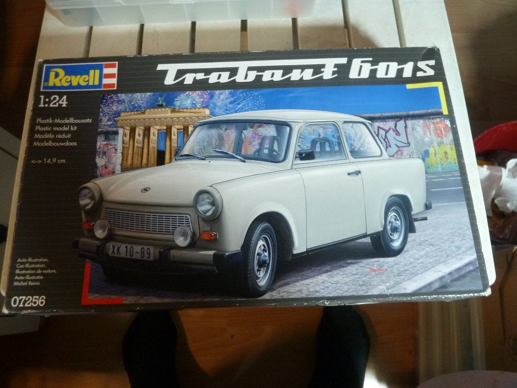 Revell bouwdoos auto Trabant 601 S, Auto, Revell, Groter dan 1:32, Ophalen of Verzenden