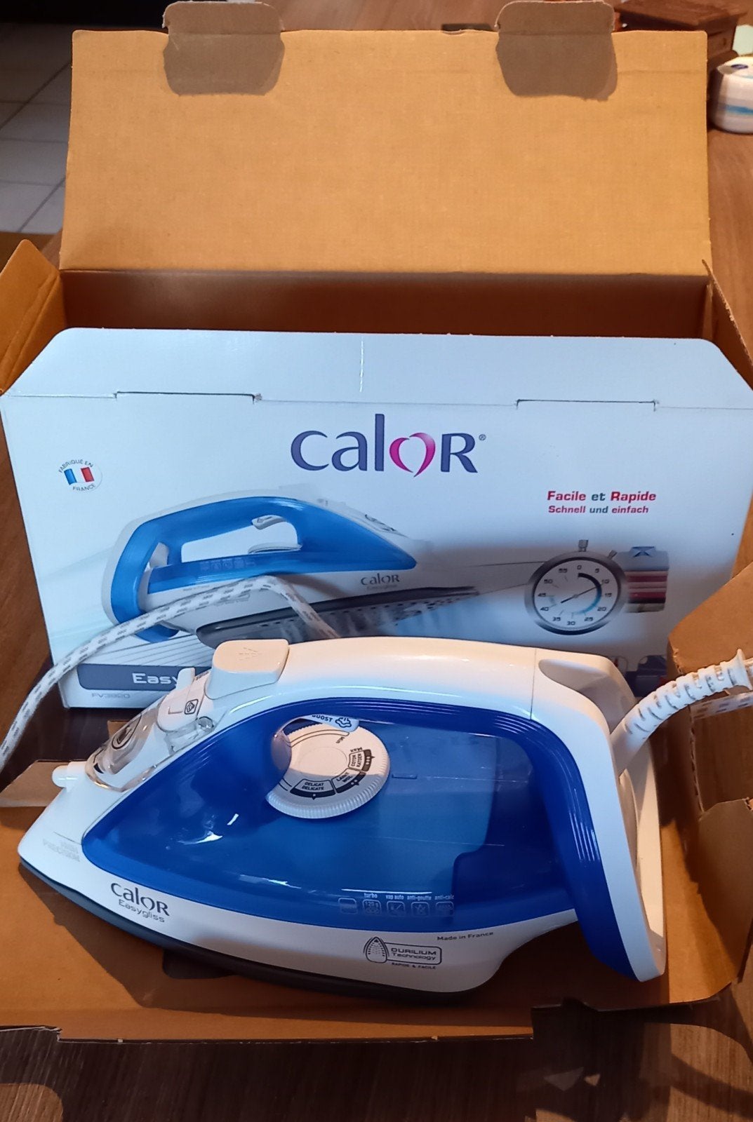 Calor Easygliss Strijkijzer FV3920 + handleiding, Ophalen of Verzenden, Zo goed als nieuw, Strijkijzer met snoer