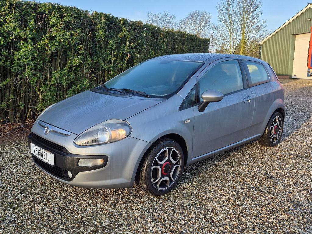 FIAT Punto 1.4 3Drs EVO Business | Nwe APK! | Airco | LM Vel, Auto's, Euro 5, Stof, 4 cilinders, 400 kg