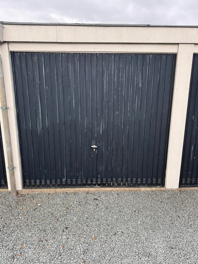 Garagebox te huur uitgeest NH met stroom, Huizen en Kamers, Garages en Parkeerplaatsen