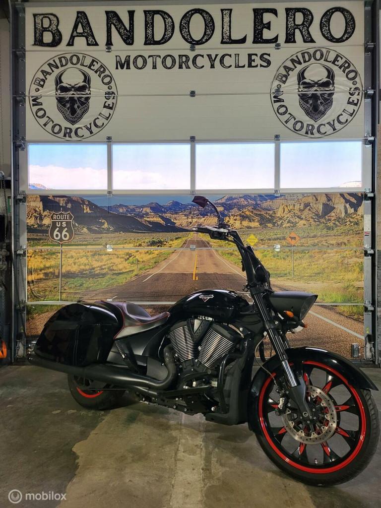 Victory Cross Roads Eightball 1800, Bedrijf, 1731 cc, Meer dan 35 kW, Toermotor