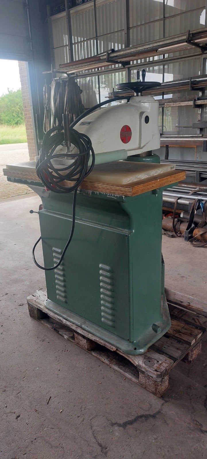 Schön zwenkarm stans machine, Ophalen, Gebruikt