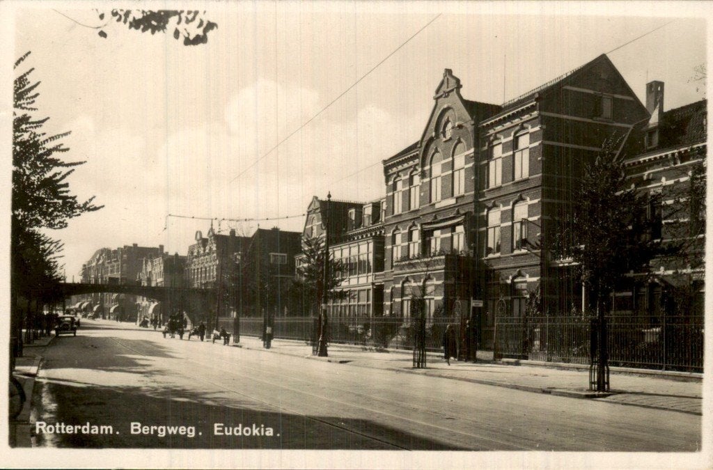 Rotterdam - Bergweg - Eudokia, Ophalen of Verzenden, 1920 tot 1940, Gelopen, Zuid-Holland