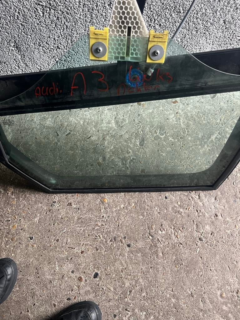 Audi A3 zijruit linksachter met raammechanisme, Auto-onderdelen, Ophalen of Verzenden, Gebruikt, Audi