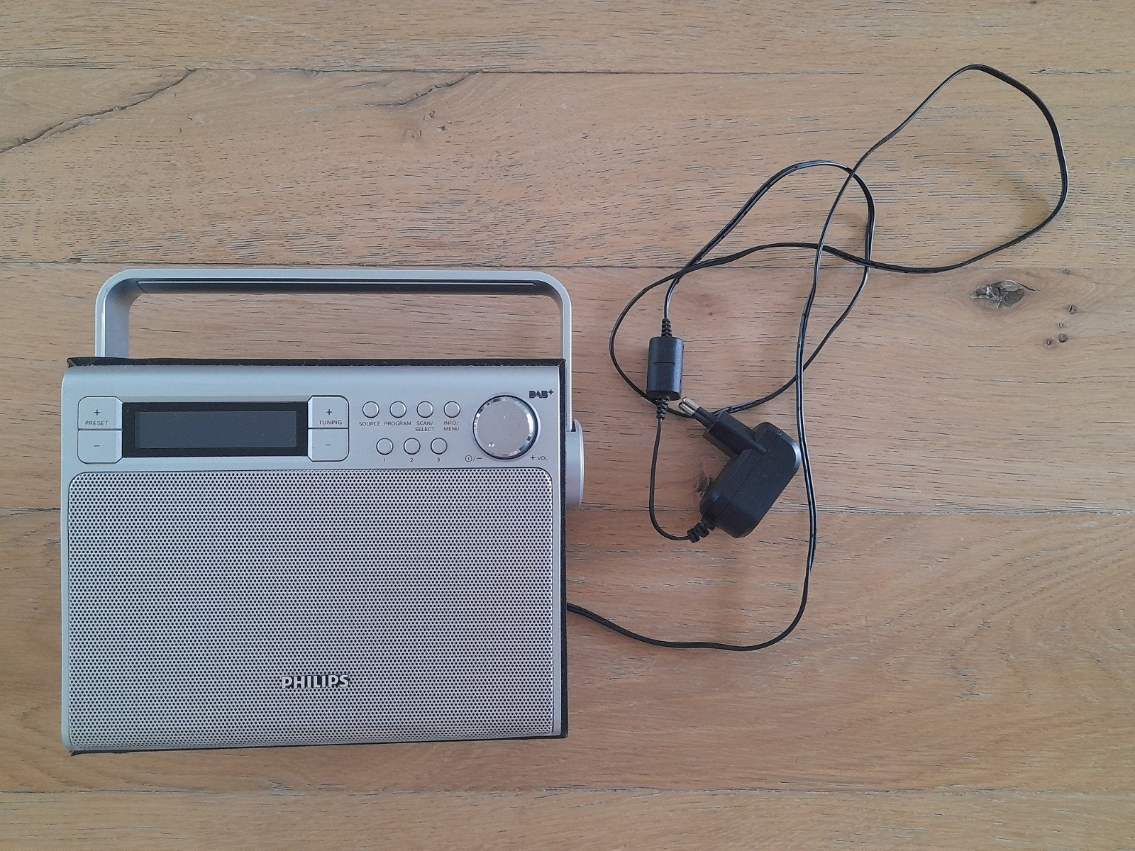 Philips AE5020B/12 DAB+ Radio - Zilver/Zwart, Ophalen, Zo goed als nieuw, Radio