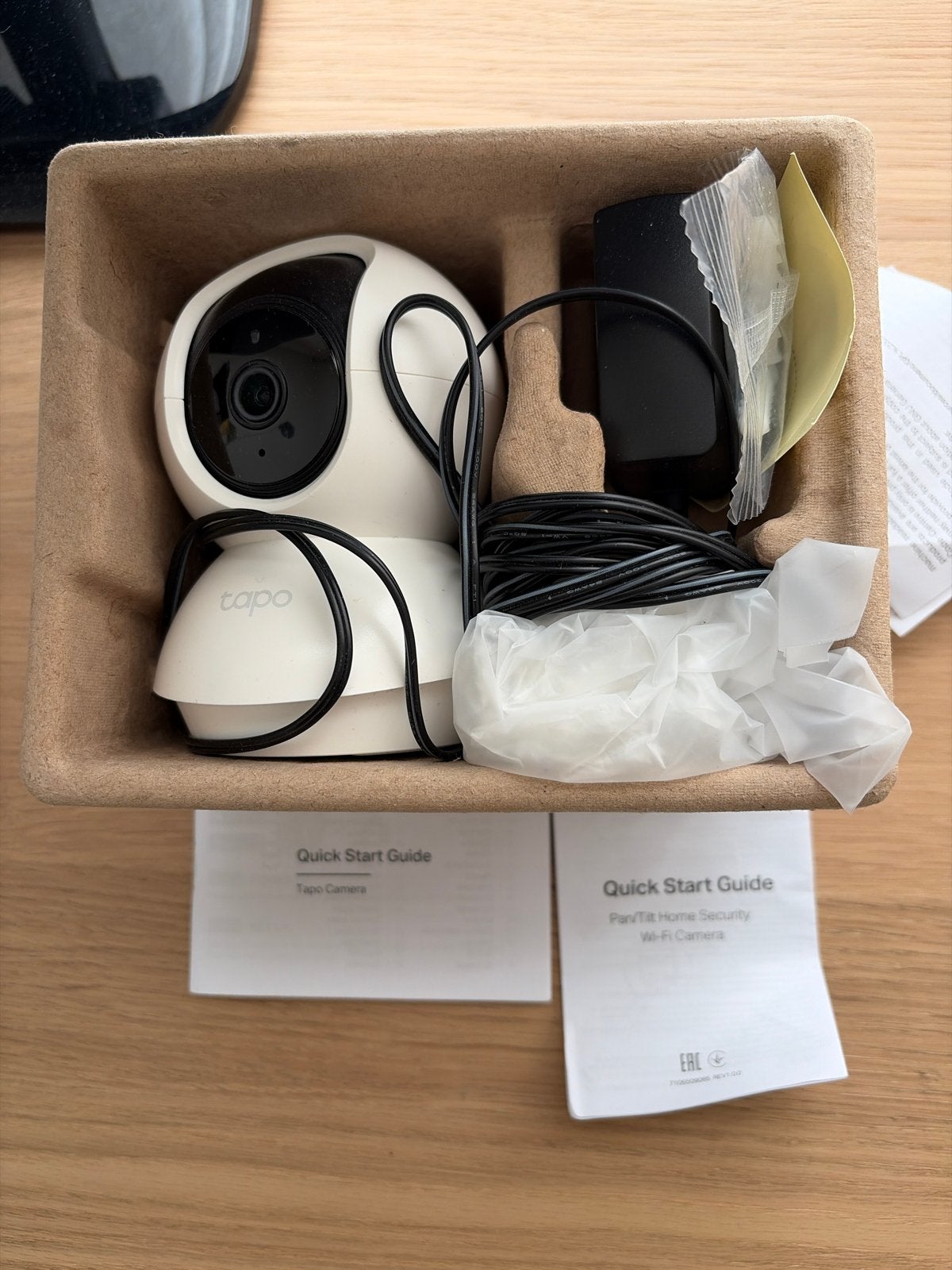 Tapo C200 Pan/Tilt Home Security Wi-Fi Camera, Ophalen, Zo goed als nieuw, Binnencamera