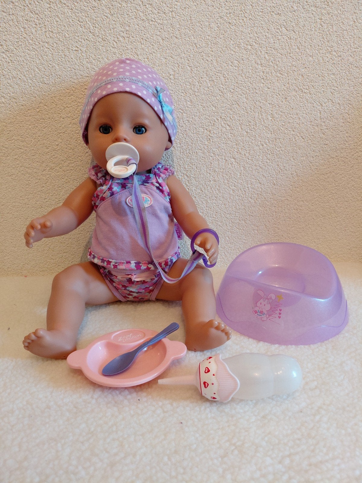 Baby Born Pop met Spulletjes erbij. 💜, Kinderen en Baby's, Speelgoed | Poppen, Ophalen of Verzenden, Gebruikt, Babypop