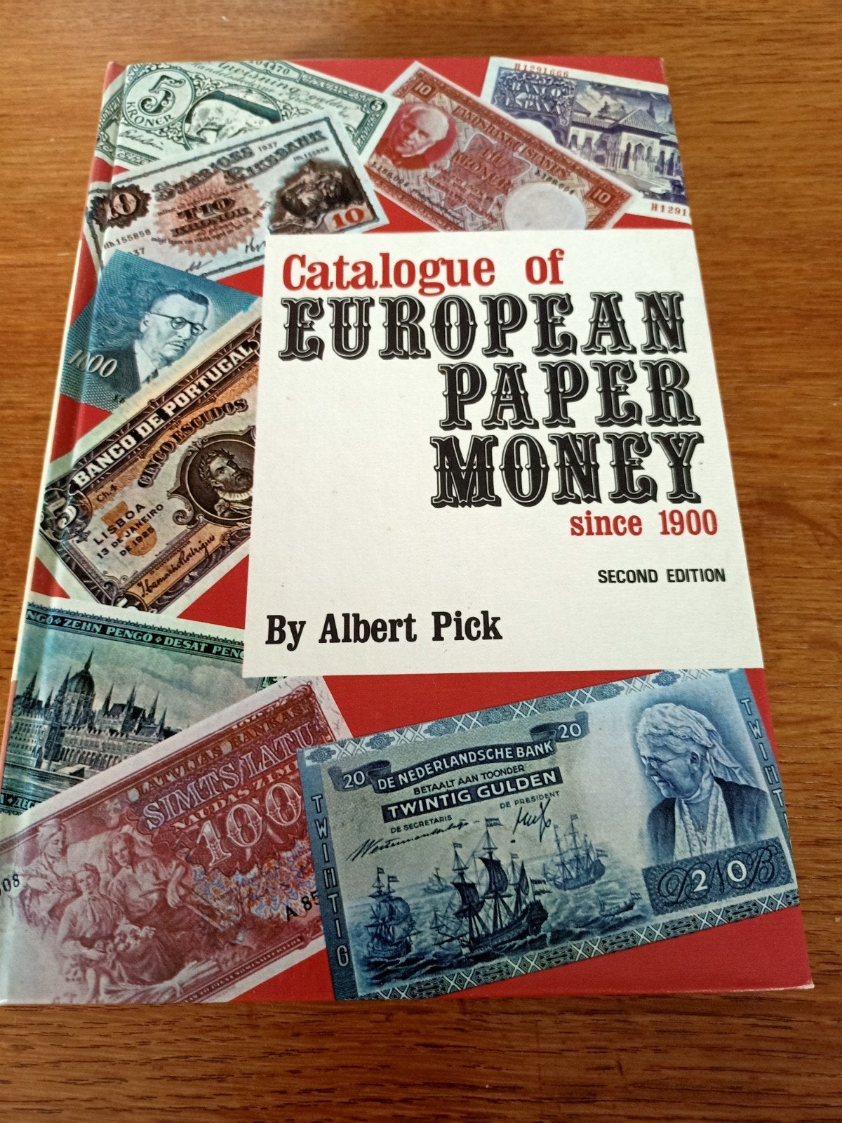 Catalogue of European Paper Money since 1900 - Albert Pick, Postzegels en Munten, Ophalen of Verzenden
