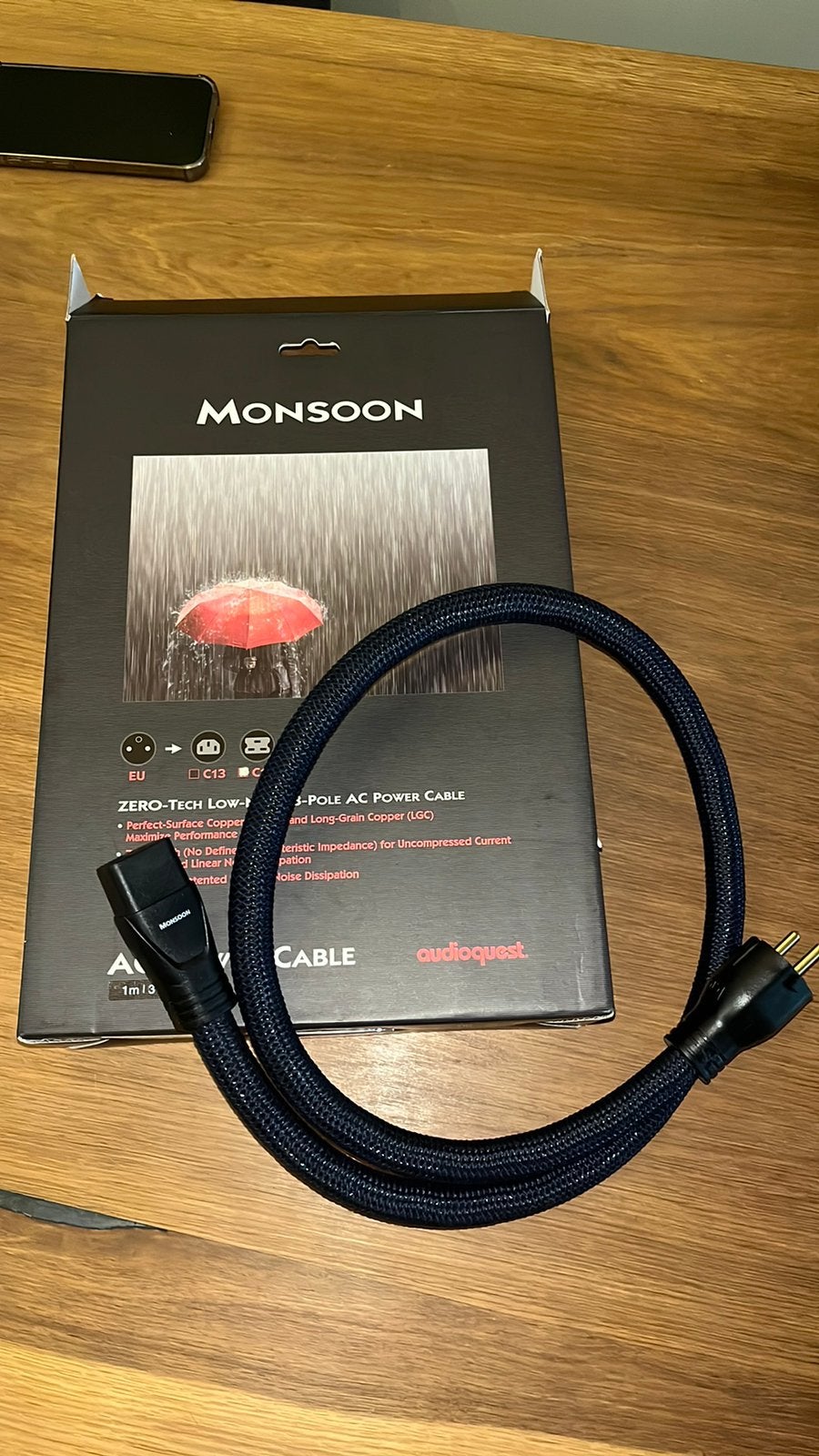 AudioQuest Monsoon AC 1M power cable C19 incl OVP, Ophalen of Verzenden, Zo goed als nieuw, Minder dan 2 meter, Overige kabels