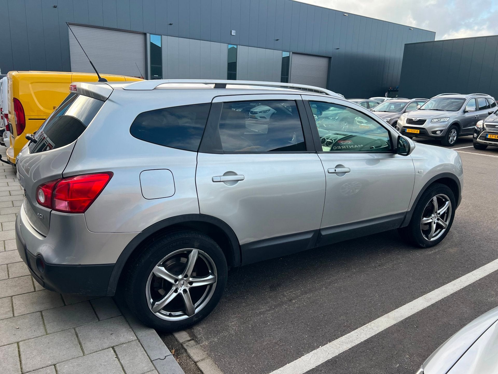 Nissan Qashqai +2 2.0 dCi Tekna 4WD panoramadak naviautomaat, Auto's, 1350 kg, 150 pk, 7 stoelen, Diesel