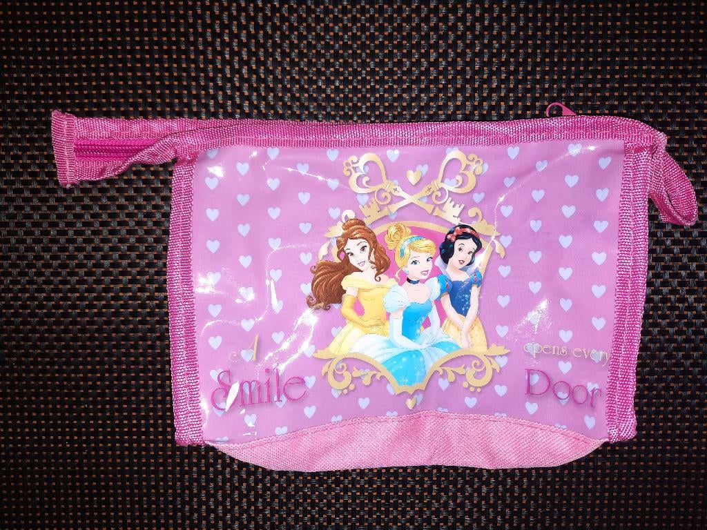 2 kinder toilettasjes ( O 37 ), Sieraden, Tassen en Uiterlijk, Toilettassen, Ophalen of Verzenden, Zo goed als nieuw, Roze, Meisje