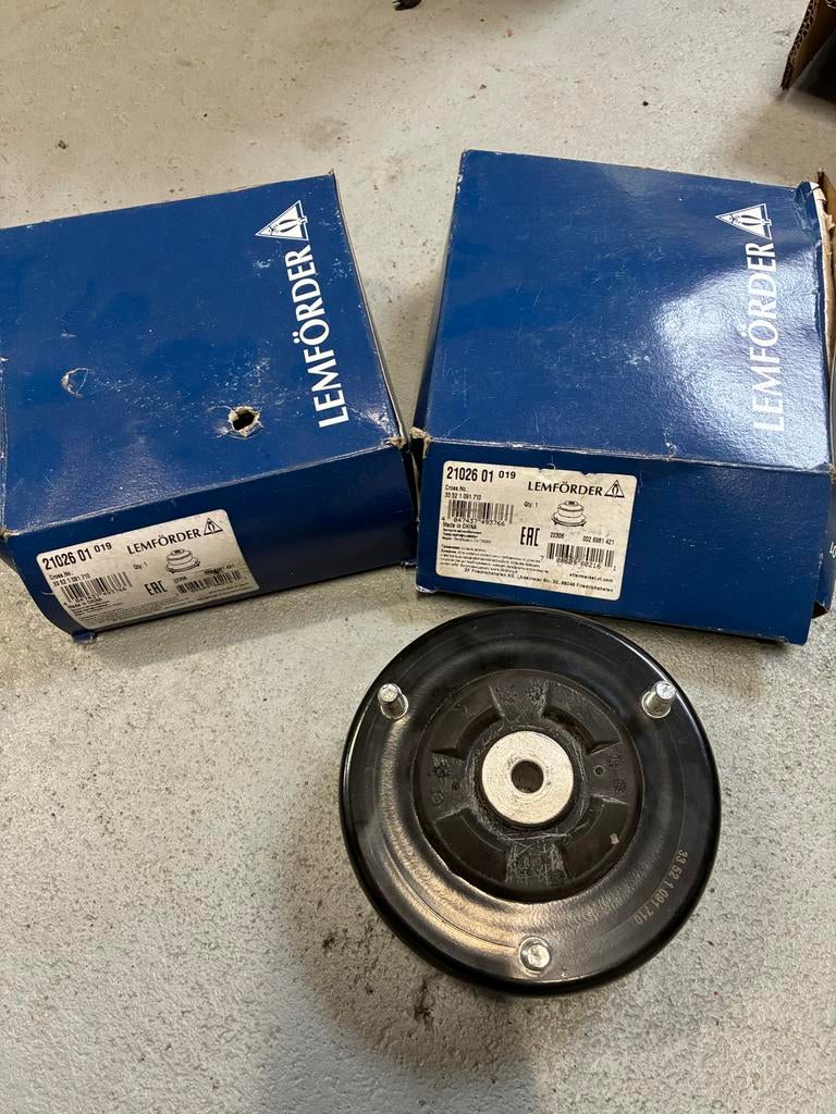 Schokdemper bovenste rubbers BMW E39 2001, Ophalen of Verzenden, Nieuw, BMW