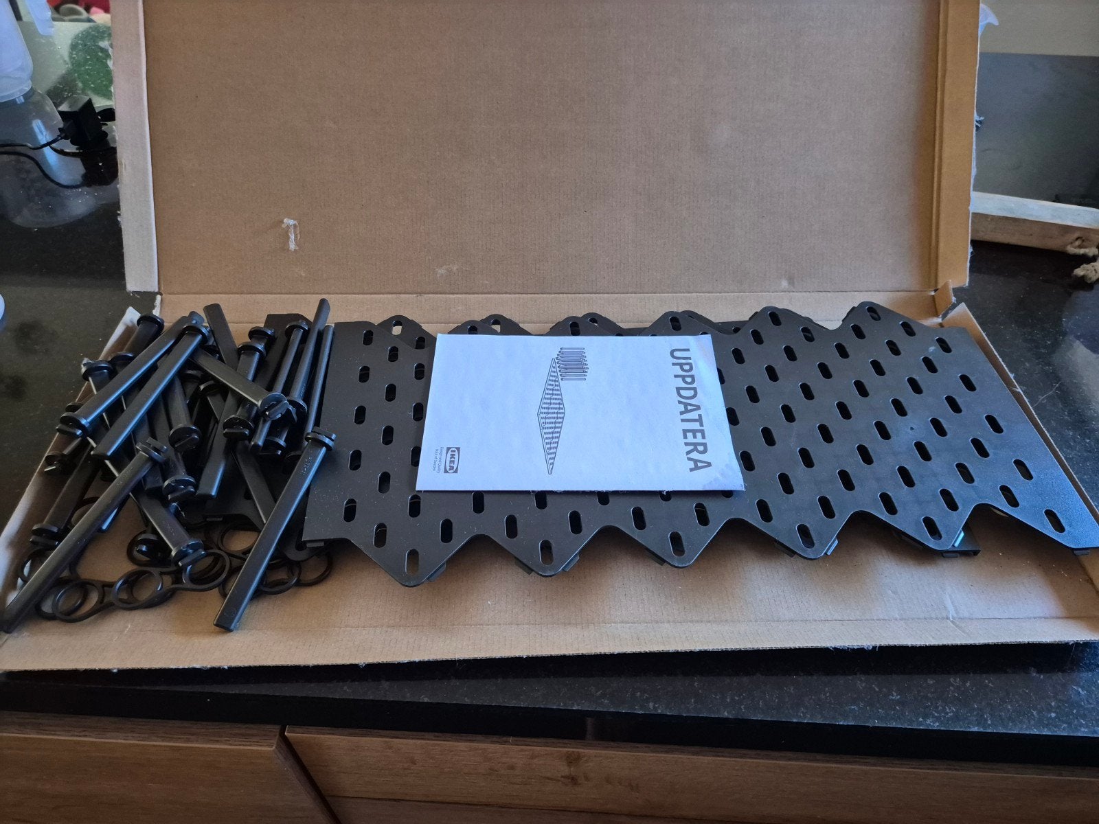 IKEA UPPDRATERA Pinplaat als ladeverdeler, antraciet, 80 cm, Huis en Inrichting, Ophalen of Verzenden