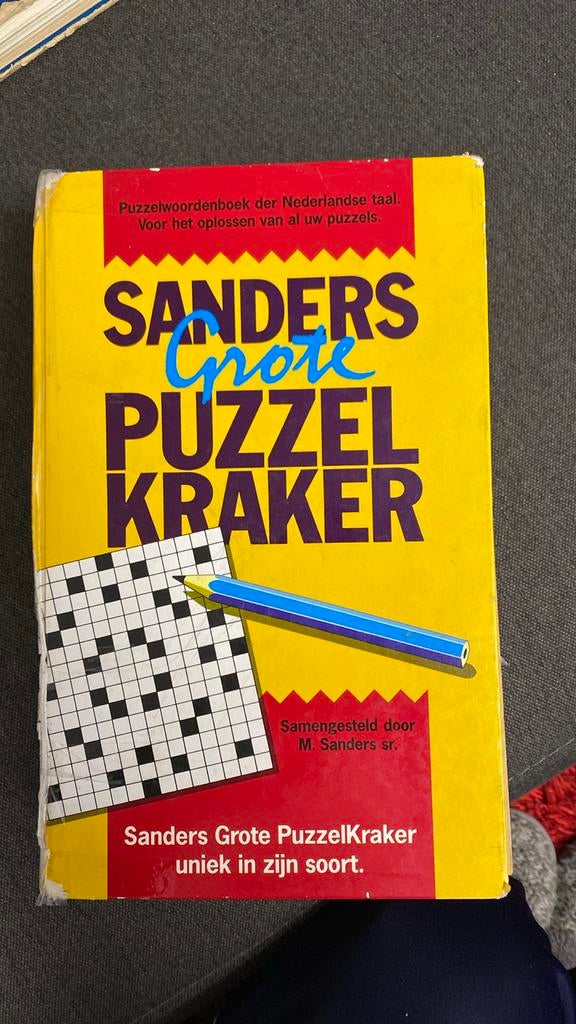 Sanders Grote PuzzelKraker - Puzzelwoordenboek, Ophalen of Verzenden, Gelezen, Overige uitgevers, Nederlands