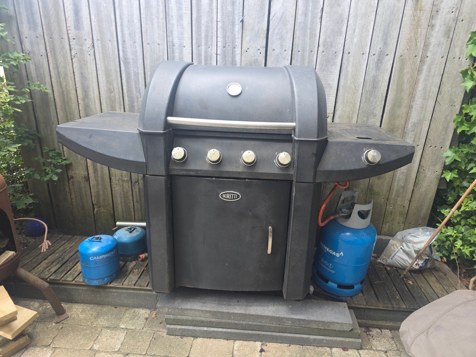 Boretti robusto gasbarbecue met 4 branders en zijbrander, Ophalen, Gebruikt, Boretti
