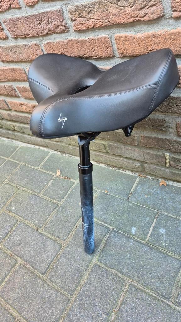Voltano fietszadel met verende zadelpen, Ophalen of Verzenden