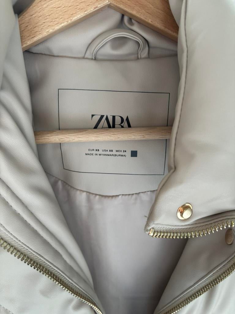 Body warmer Zara, Ophalen of Verzenden, Nieuw, Maat 34 (XS) of kleiner, Zwart