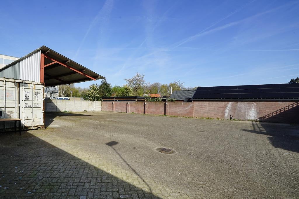 Te huur: verhard buitenterrein in Veldhoven, Zakelijke goederen, Bedrijfs Onroerend goed, 540 m², Huur, Grond of Kavel
