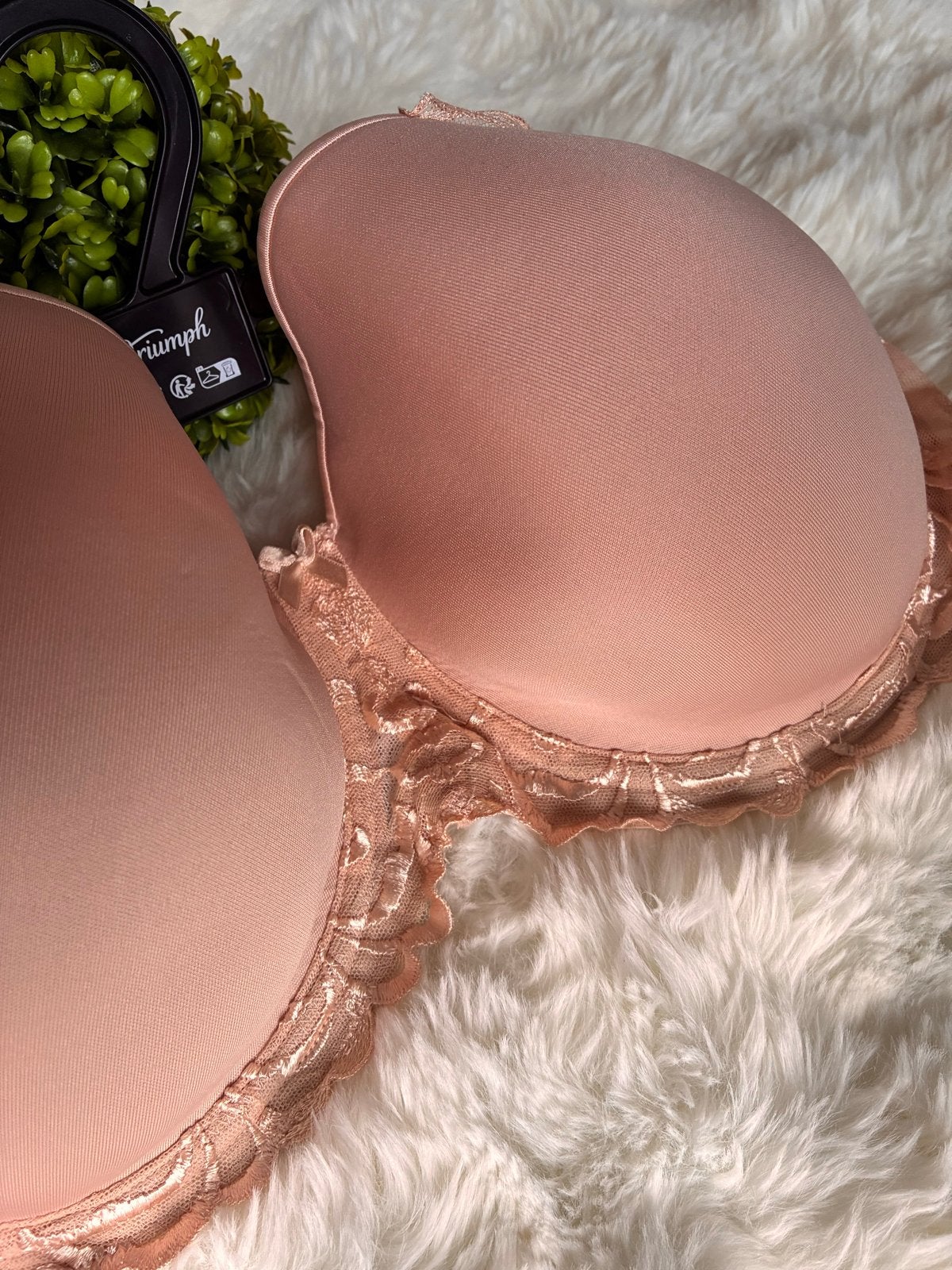 Triumph Modern Finesse WP BH - Maat 90F, Kleding | Dames, Verzenden, Beige, BH