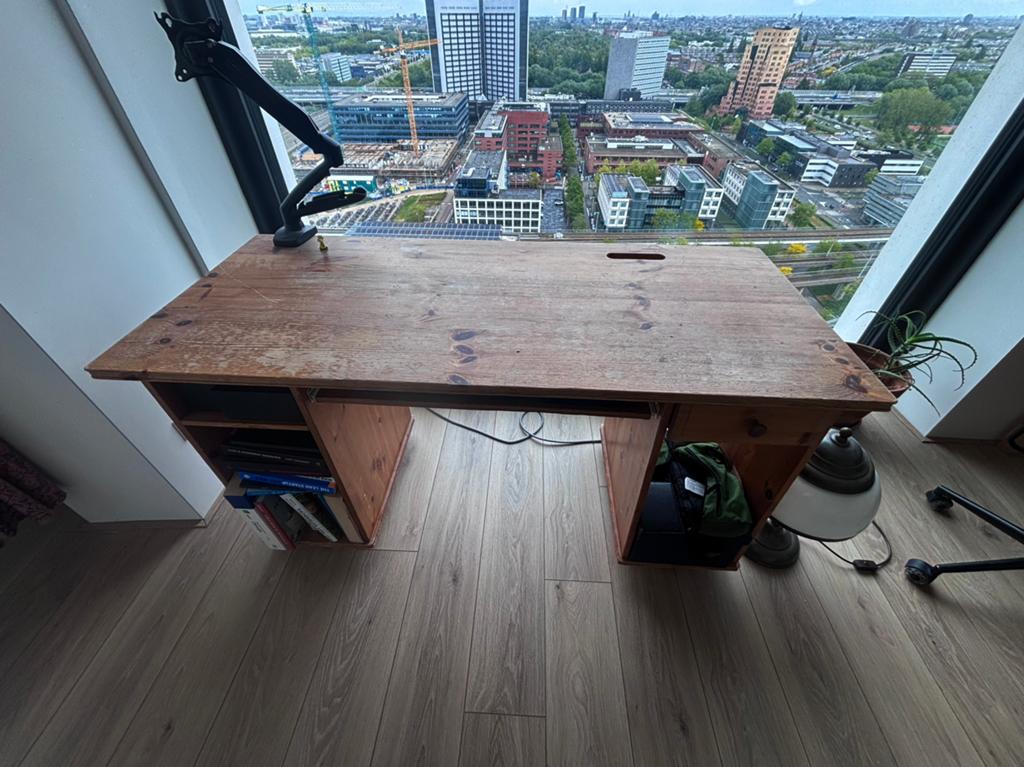 Houten bureau met lades, Huis en Inrichting, Ophalen, 100 tot 150 cm, 50 tot 100 cm, Zo goed als nieuw