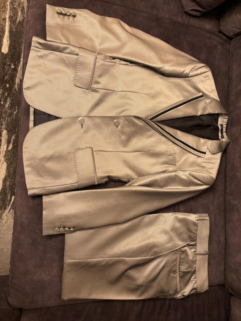 Trouwpak itiliaans 44, Kleding | Heren, Kostuums en Colberts, Ophalen of Verzenden, Zo goed als nieuw, Maat 46 (S) of kleiner