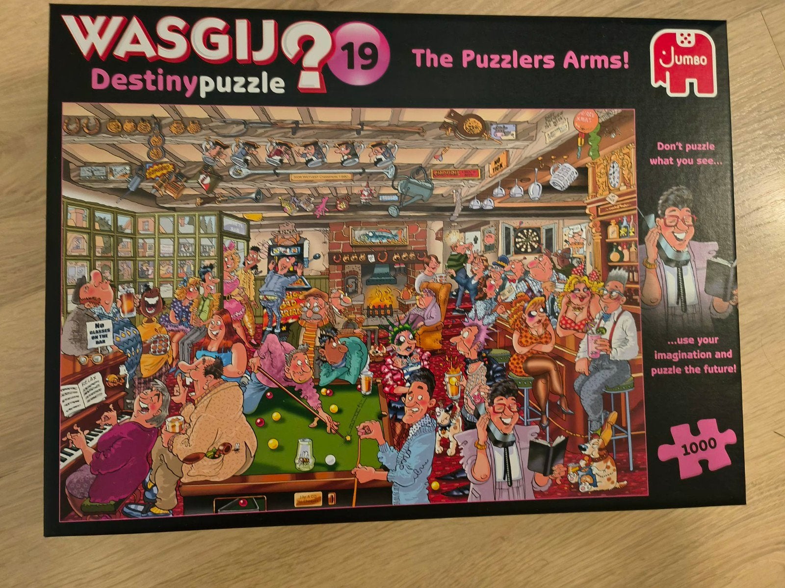 WASGIJ? Destiny 19: The Puzzlers Arms! 1000 stukjes, Ophalen of Verzenden, 500 t/m 1500 stukjes, Zo goed als nieuw, Legpuzzel