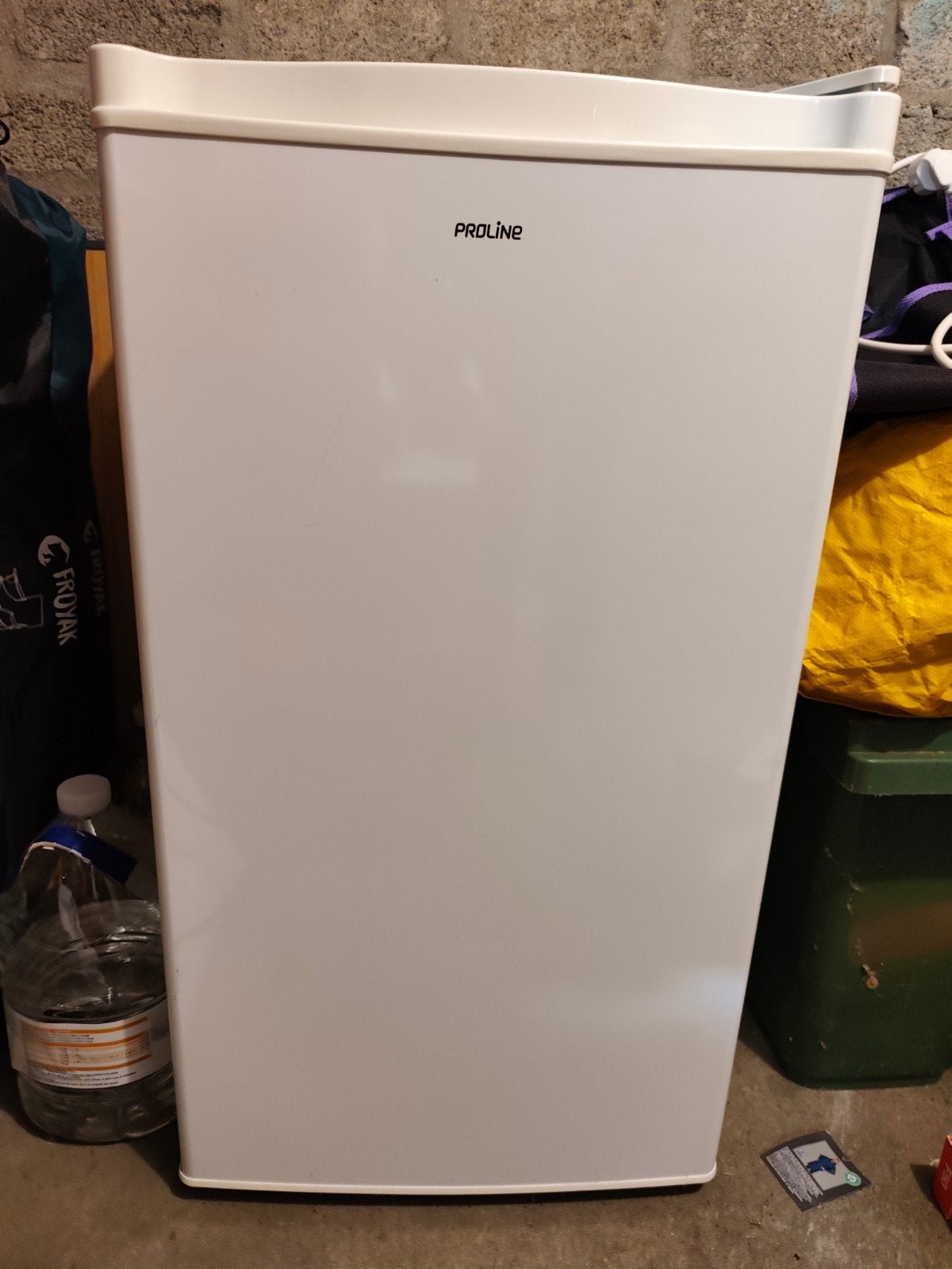 Compacte mini koelkast - Ideaal voor kleine ruimtes, Ophalen, Gebruikt, Minder dan 75 liter, Met vriesvak