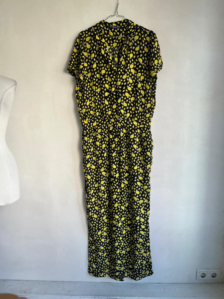 juffrouw Jansen jumpsuit citroen zwart geel maat l, Verzenden, Zwart, Maat 42/44 (L), Zo goed als nieuw