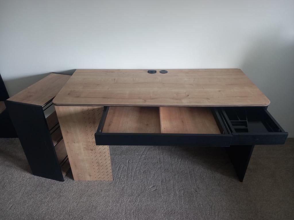 Bureau, Ophalen, Gebruikt
