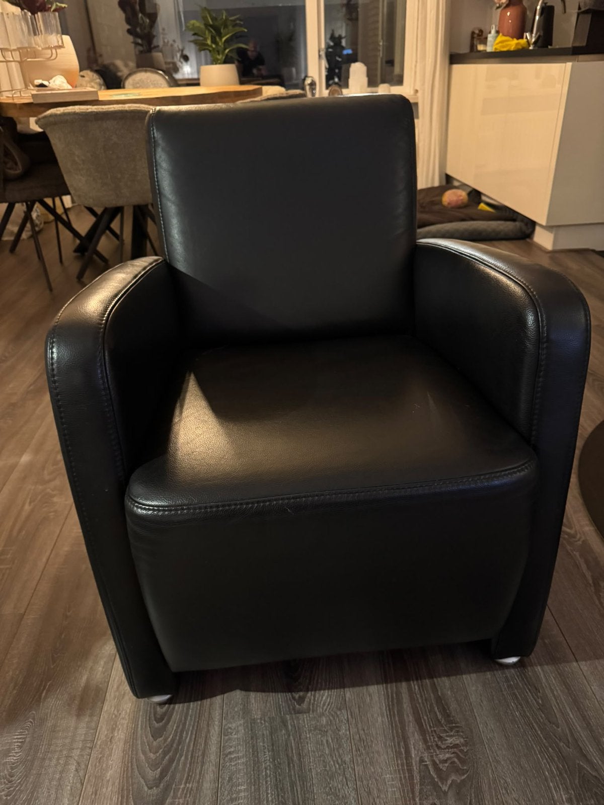 Nette zwarte stoel te koop, Huis en Inrichting, Ophalen, Gebruikt, 75 tot 100 cm