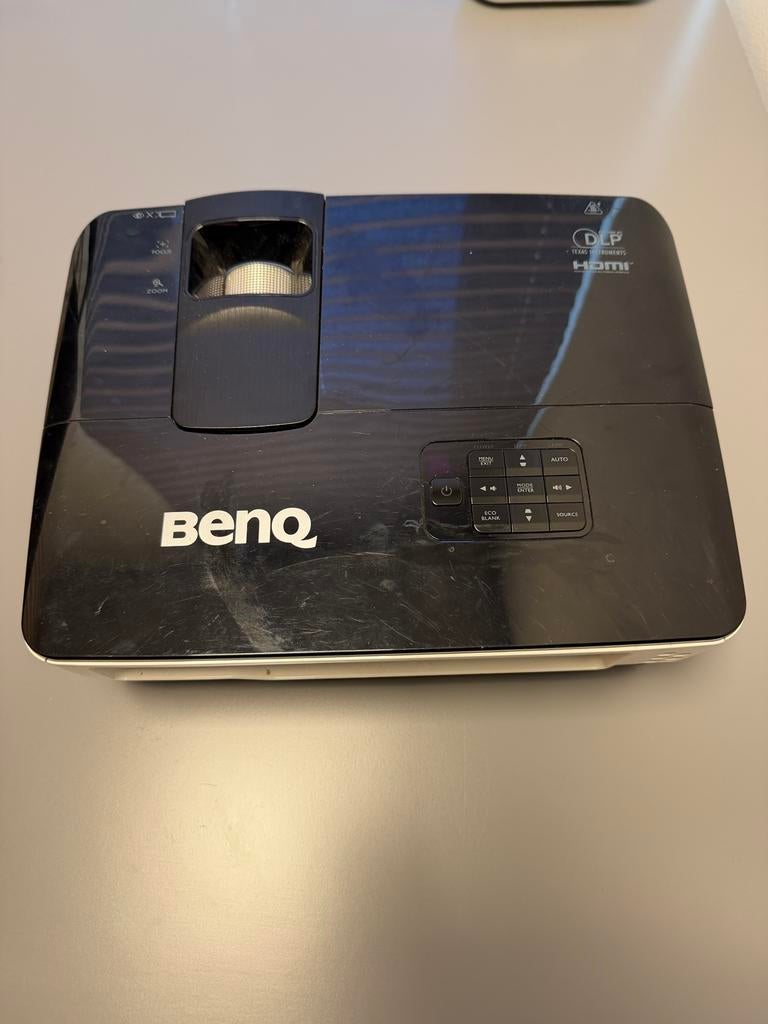BenQ TH681+ beamer, Audio, Tv en Foto, Beamers, Ophalen, Gebruikt
