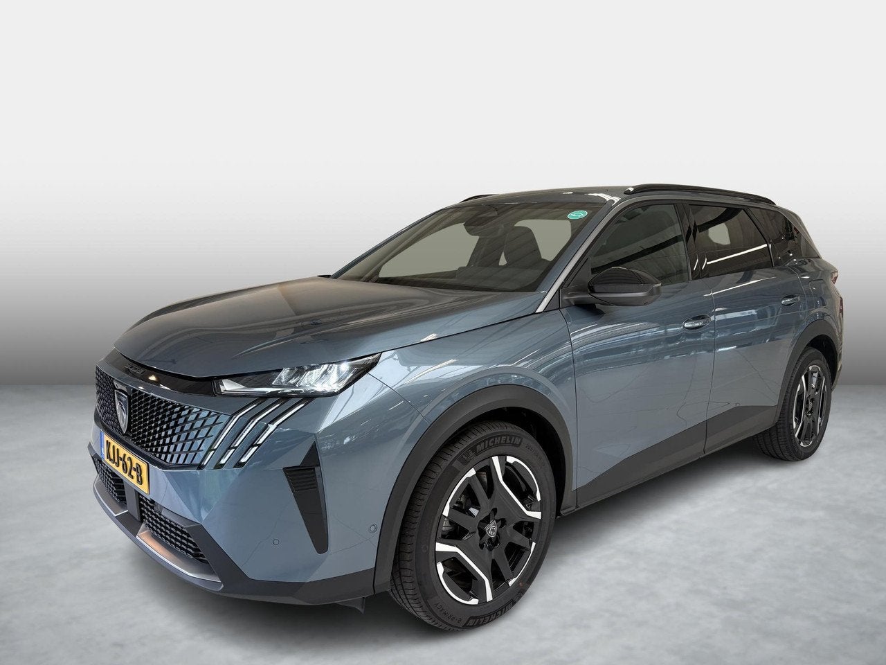 Peugeot E-5008 Allure Avantage 73 kWh 7p | Tot 8 jaar garant, Automaat, Gebruikt, 213 pk, 7 stoelen