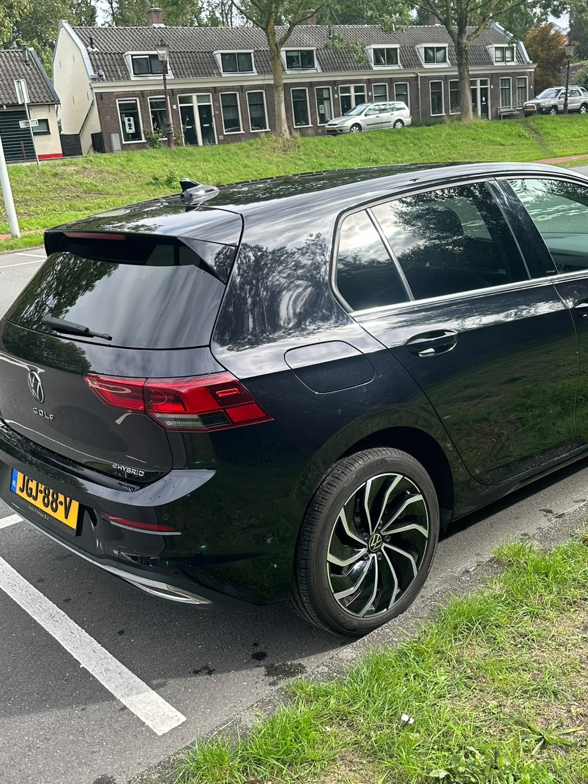 Foto 4 van Volkswagen Golf 1.4 Ehybrid 204pk DSG 2021 Zwart