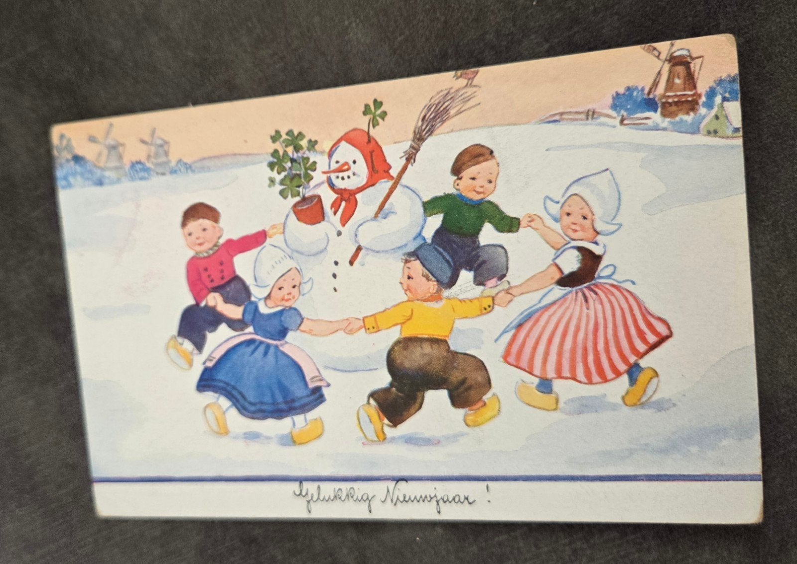 Vintage Nieuwjaarskaart - Kinderen in de sneeuw, Verzenden, 1940 tot 1960, Gelopen, Feest(dag)