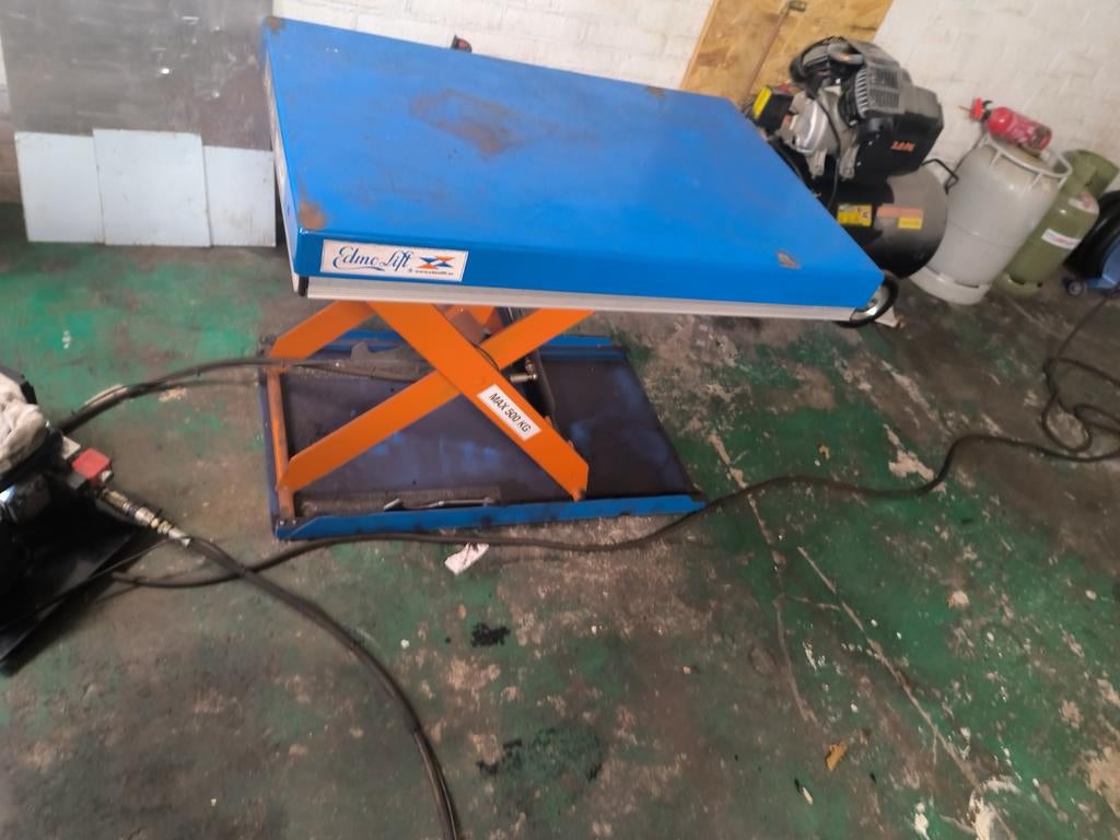 Heftafel werkt op 220Volt, Doe-het-zelf en Verbouw, Werkbanken, Ophalen, Gebruikt