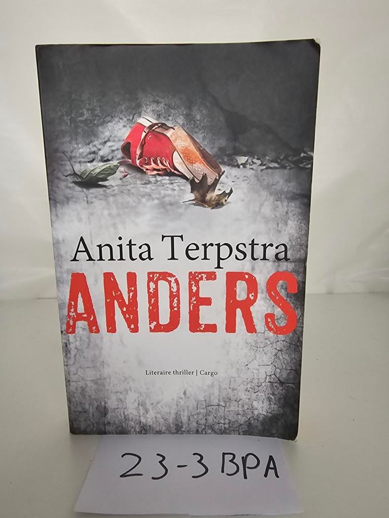 Anita Terpstra - Anders, Boeken, Thrillers, Ophalen of Verzenden