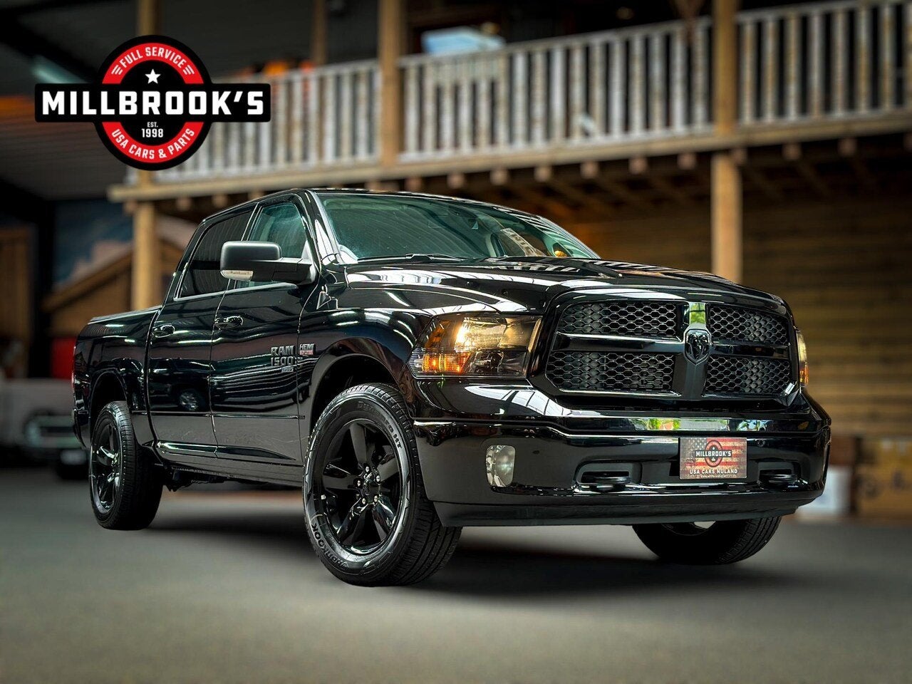 Dodge Ram 1500 Nieuwe Ram model 2025 Vanaf € 59.950,- BPM, Auto's, 8 cilinders, 4 stoelen, Zwart, Leder