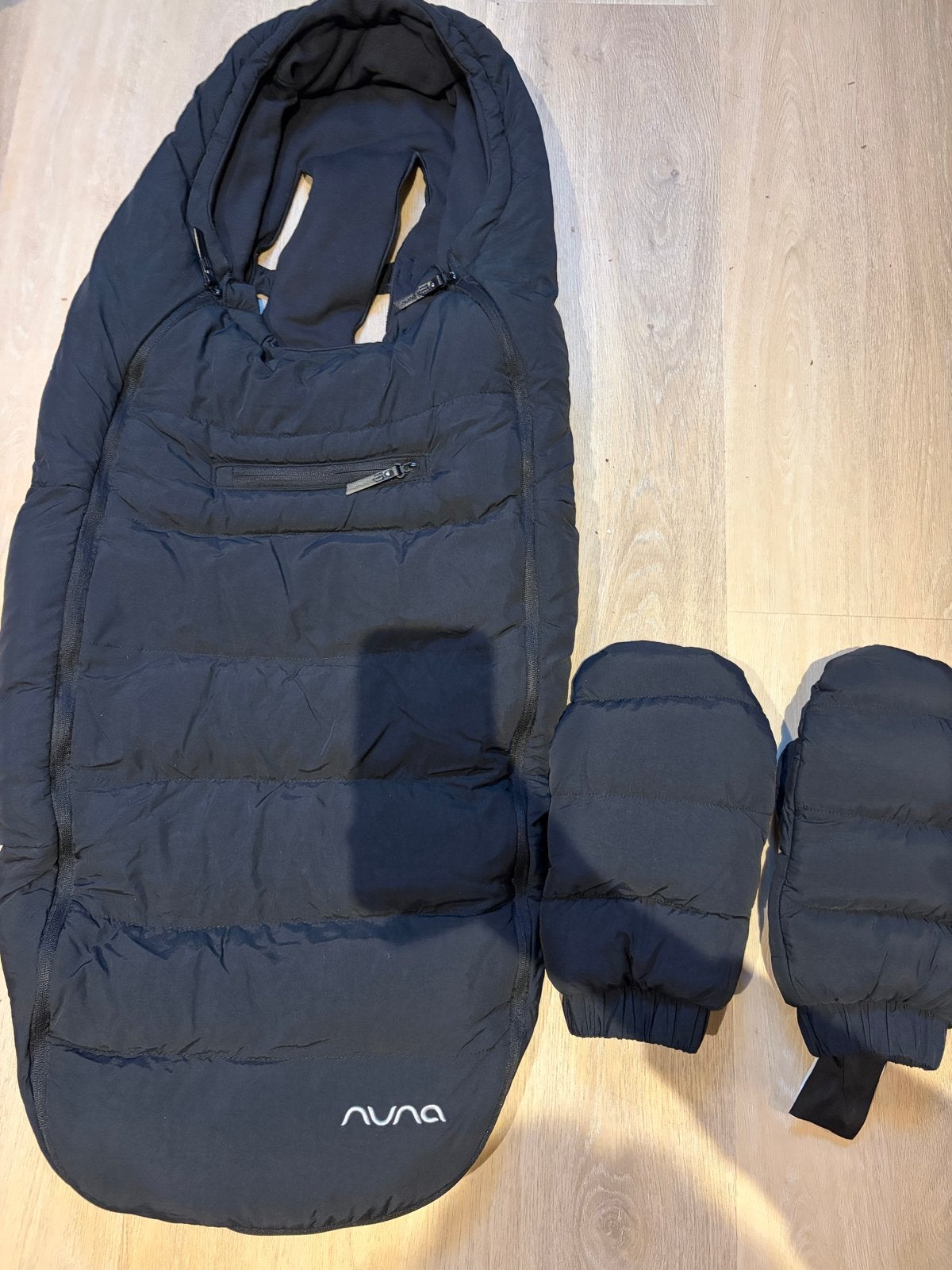 Nuna Winter Stroller Set - Voetenzak en Wanten, Ophalen, Zo goed als nieuw, Kinderwagen, Overige merken
