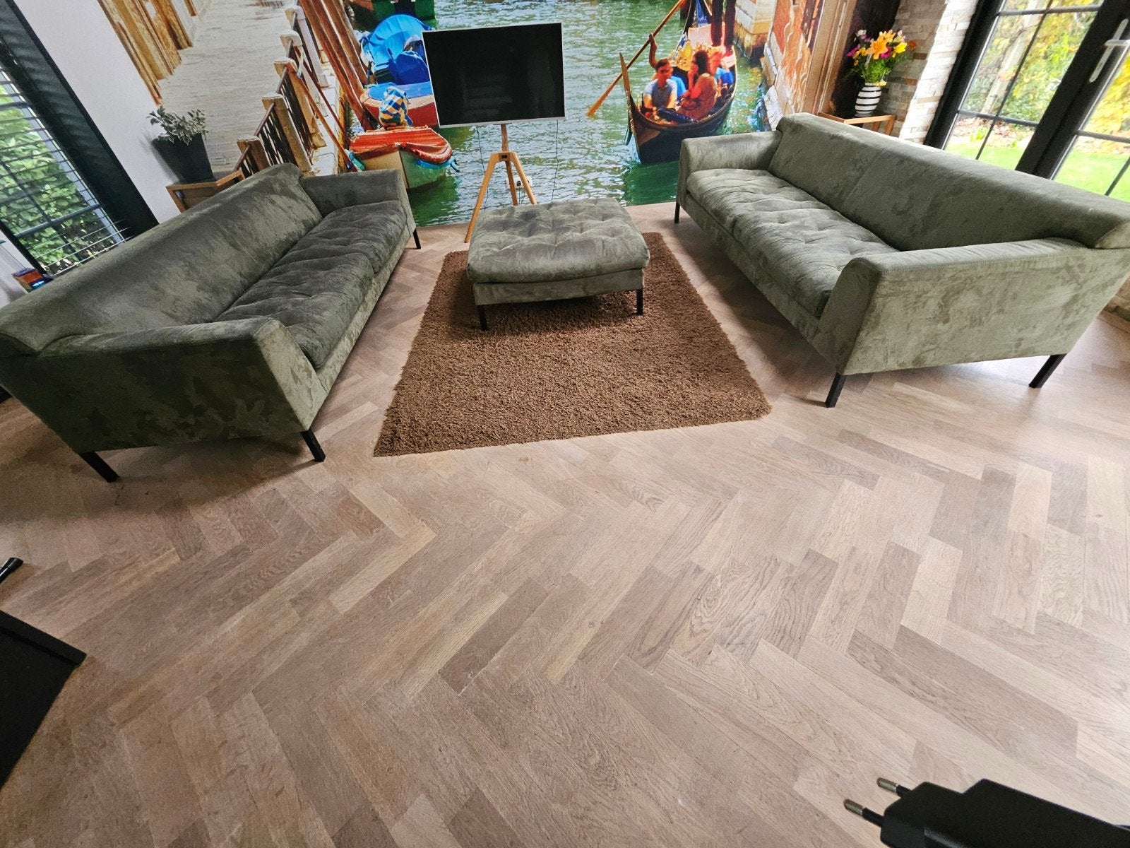 Stijlvolle banken en poef in olijfgroen, Ophalen, Zo goed als nieuw, Stof, Modern